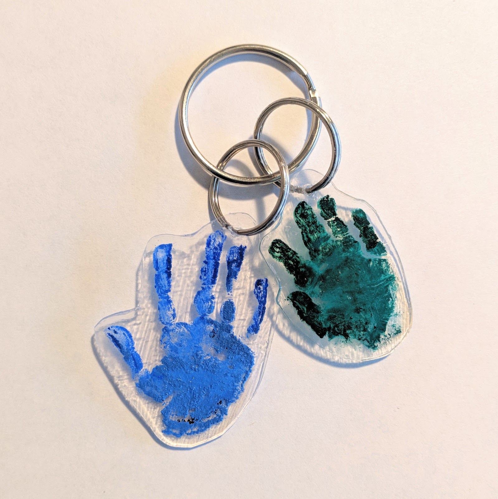 How to Make a Shrinky Dink Handprint Keychain